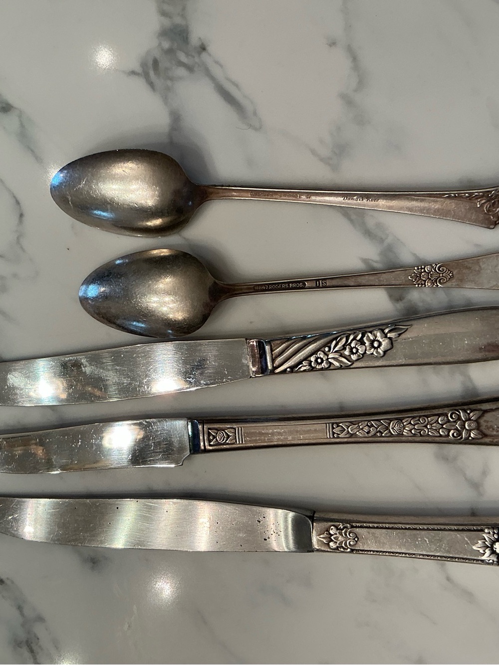 Floral Pattern Stainless Steel Flatware Set - Silver Tone